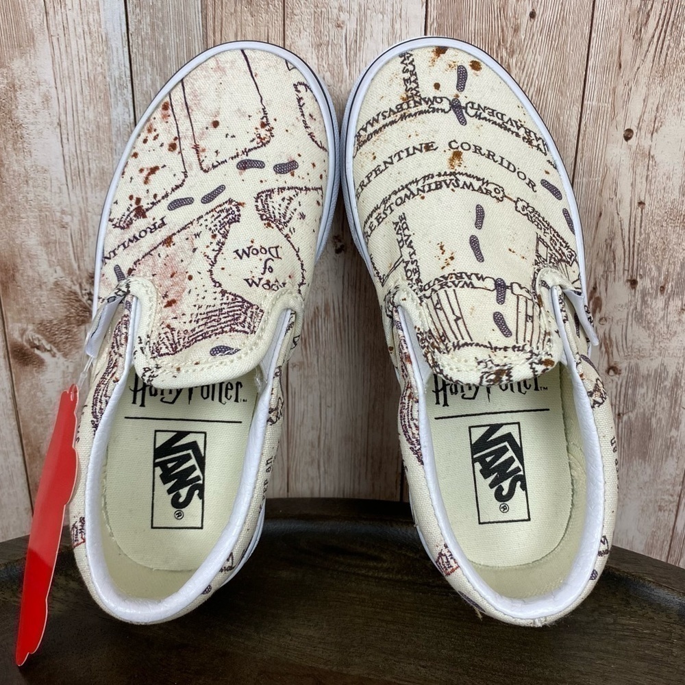 Vans‎ x Harry Potter Classic Slip On Size 10.5 Kids - Picture 2 of 10